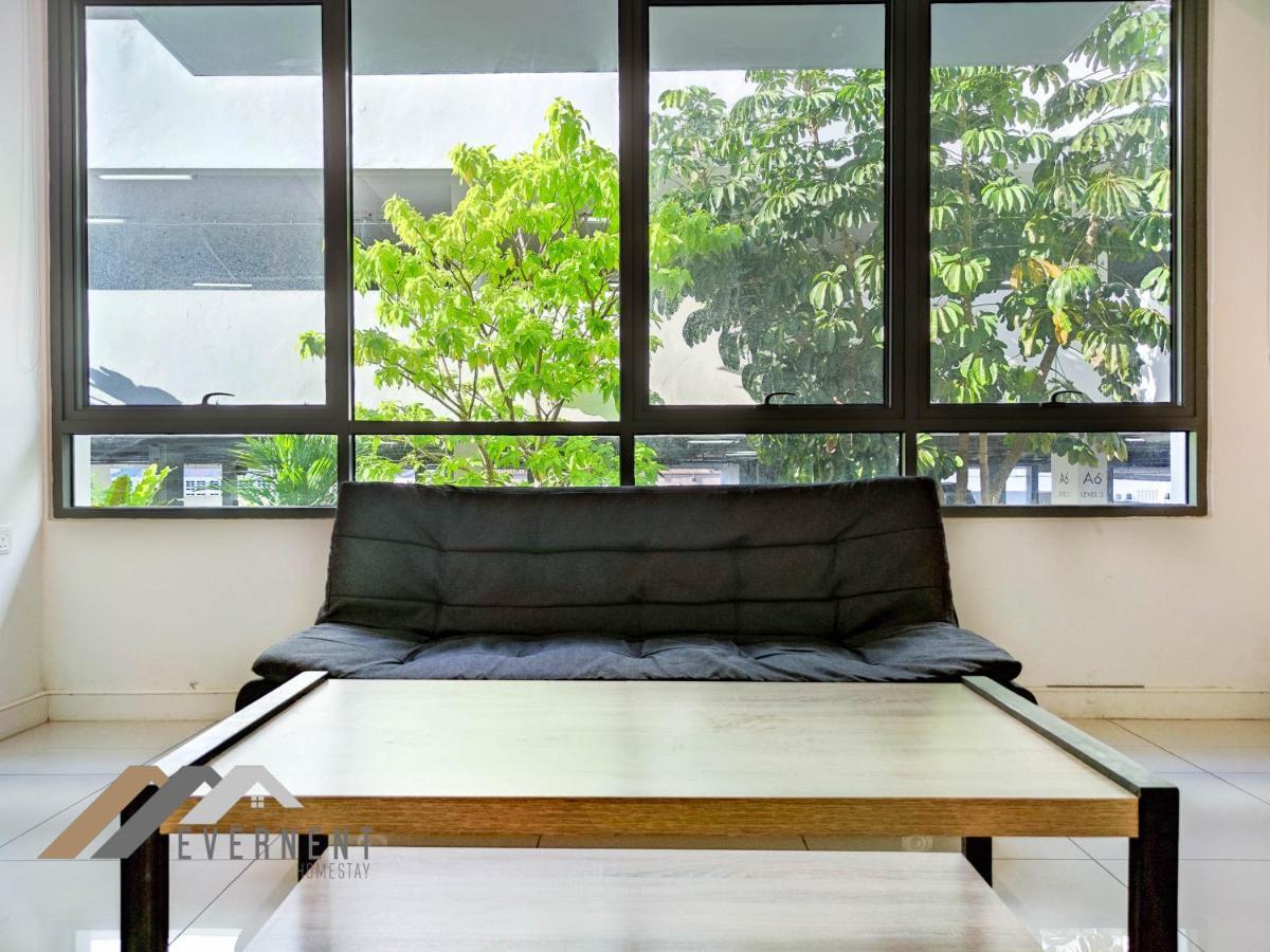 Marina Times Square Homestay By Evernent Miri Exterior photo
